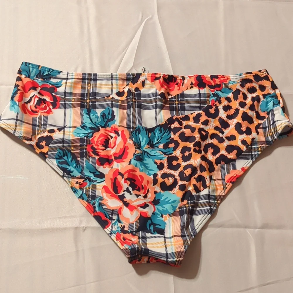 Floral and Leopard Print Swimming Suit - Picture 7 of 8